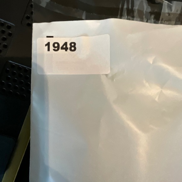 White House Black Market Sequin Mesh Tank Top White Small Scoop Neck Sleeveless - Picture 9 of 9